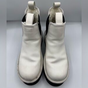 UGG "Neumel" Platform Winter Boots